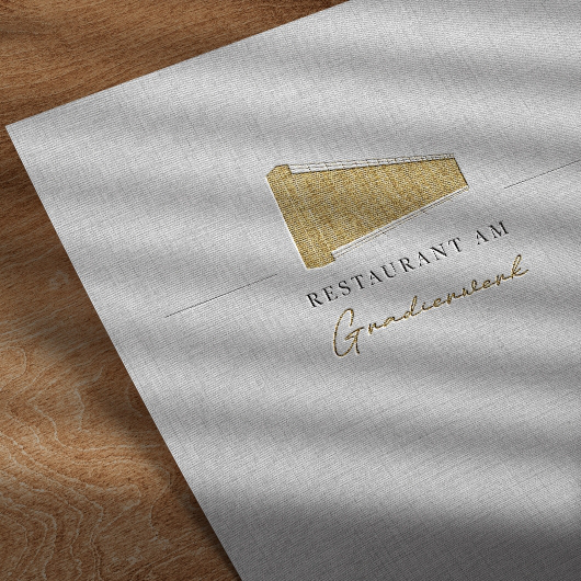 Logo des Restaurants am Gradierwerk mit stilisierter Darstellung eines Gradierwerks in Goldoptik.