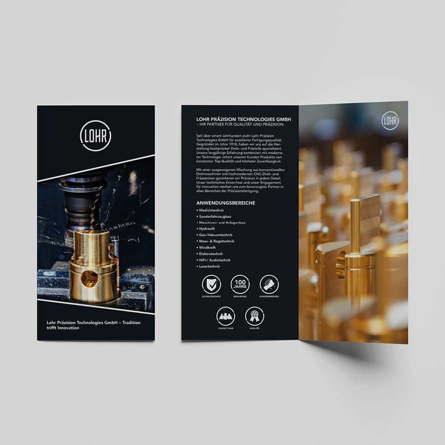 Flyer von Lohr Präzision und Frästechnik mit Maschinen und Informationen zur Präzisionsfertigung
